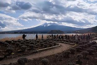 孙兴慜：亚洲杯没有轻松的比赛，赵贤祐未来能在队内发挥重要作用